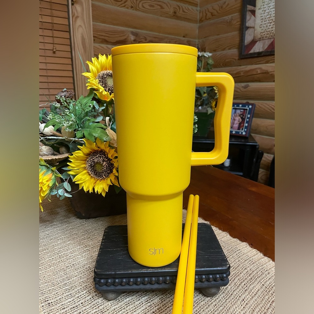 HTF MUSTARD 40oz Simple Modern Tumbler DISCONTINUED